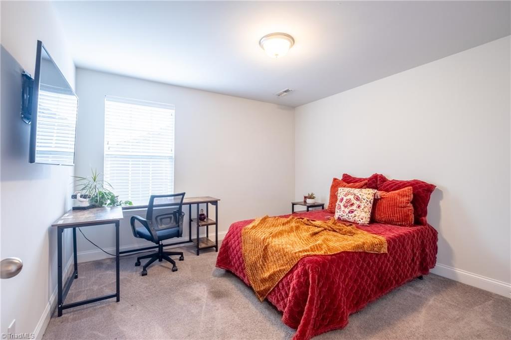 4015 St Johns Street High Point, NC 27265 - Photo 29 of 37