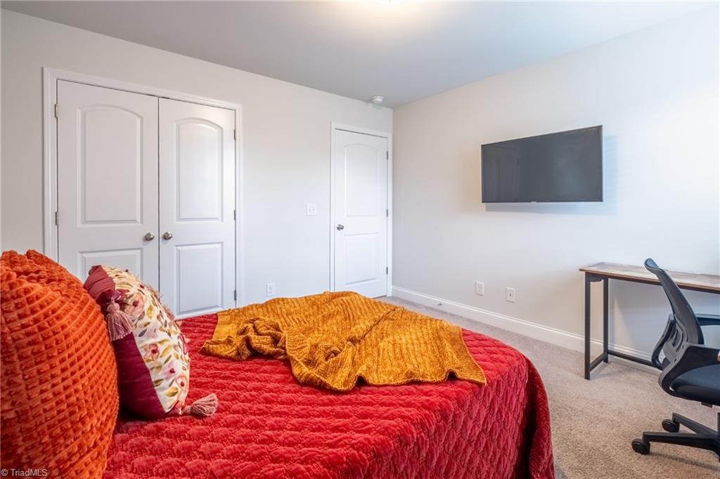 4015 St Johns Street High Point, NC 27265 - Photo 30 of 37