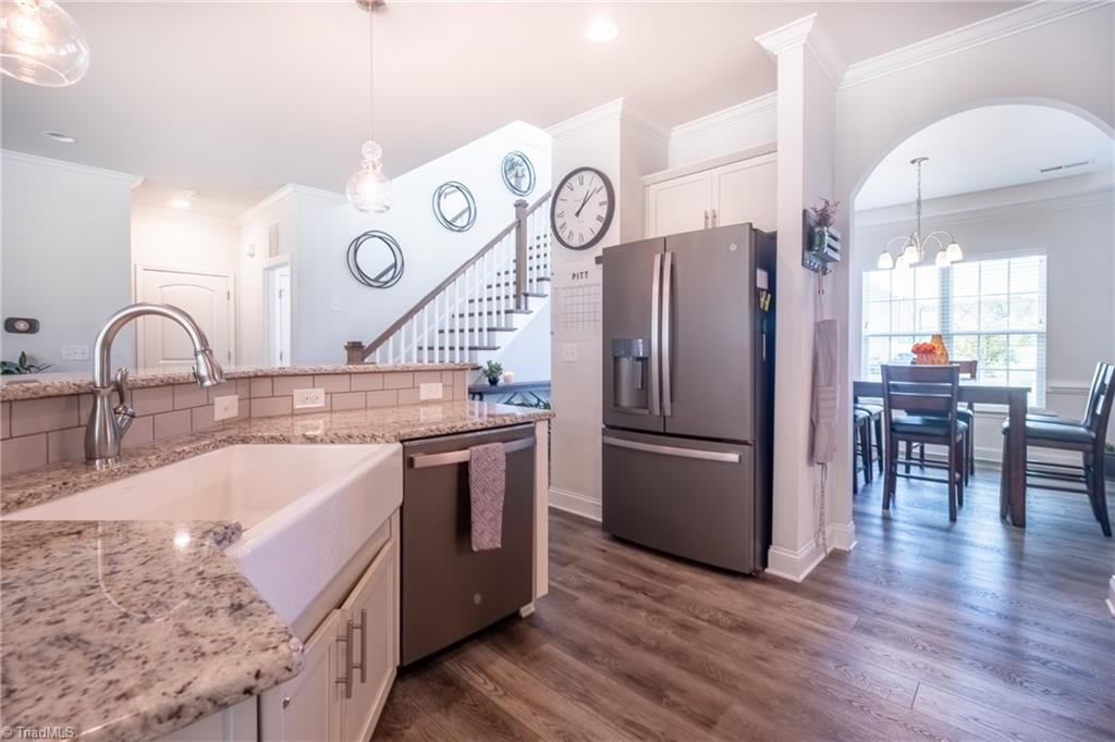 4015 St Johns Street High Point, NC 27265 - Photo 10 of 37