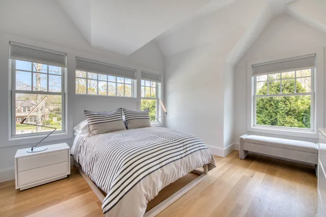 $125,000 | 42 Handy Lane, East Hampton, NY 11937