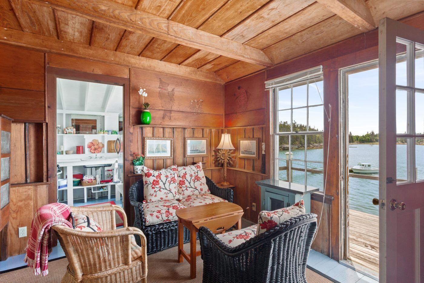 216 Zekes Point Road Vinalhaven, ME 04863 - Photo 45 of 56 W46-ME2135_45
