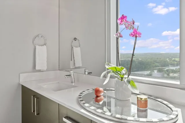 $2,380,000 | 222 West Avenue, Unit 1701, Austin, TX 78701