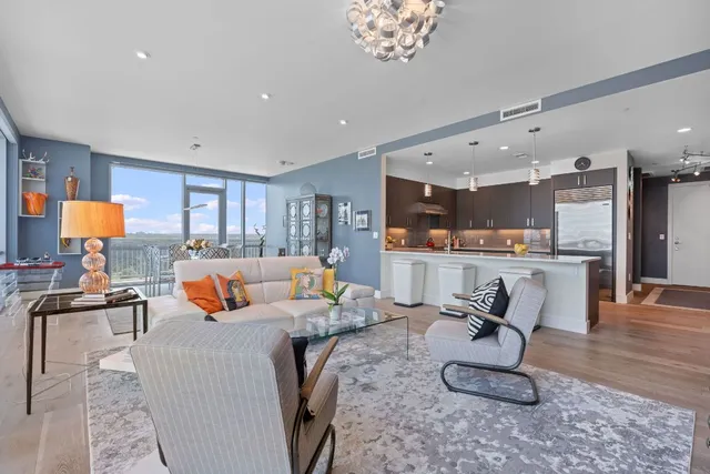 $2,380,000 | 222 West Avenue, Unit 1701, Austin, TX 78701
