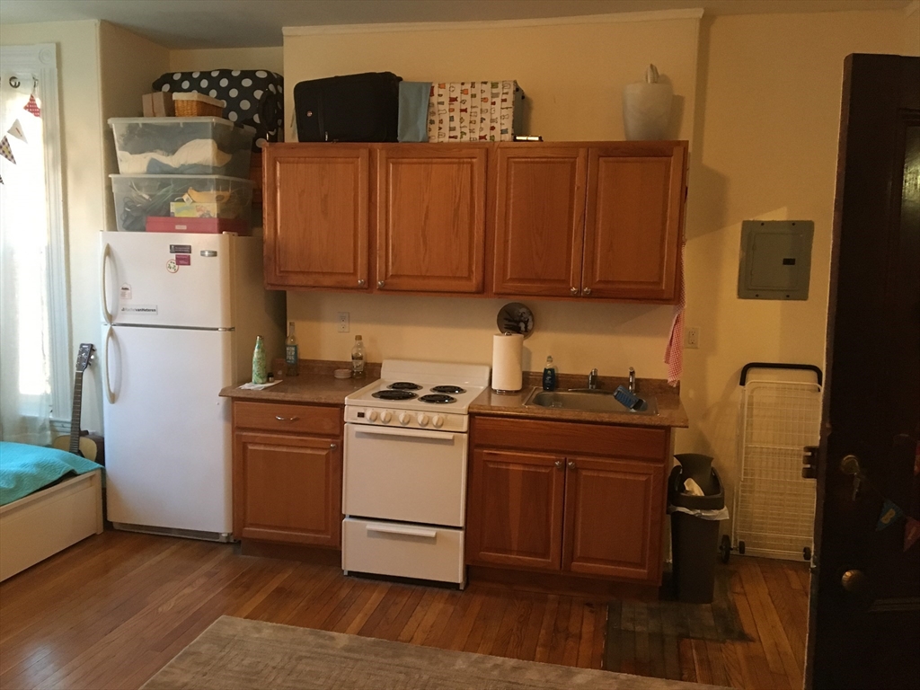 6 Symphony Road, Unit 2 Boston, MA 02115 - Photo 3 of 4