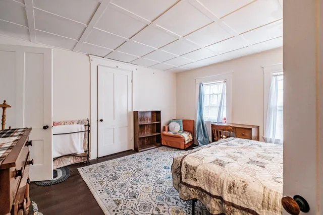 $525,000 | 195 Pleasant Street, Oxford, ME 04270