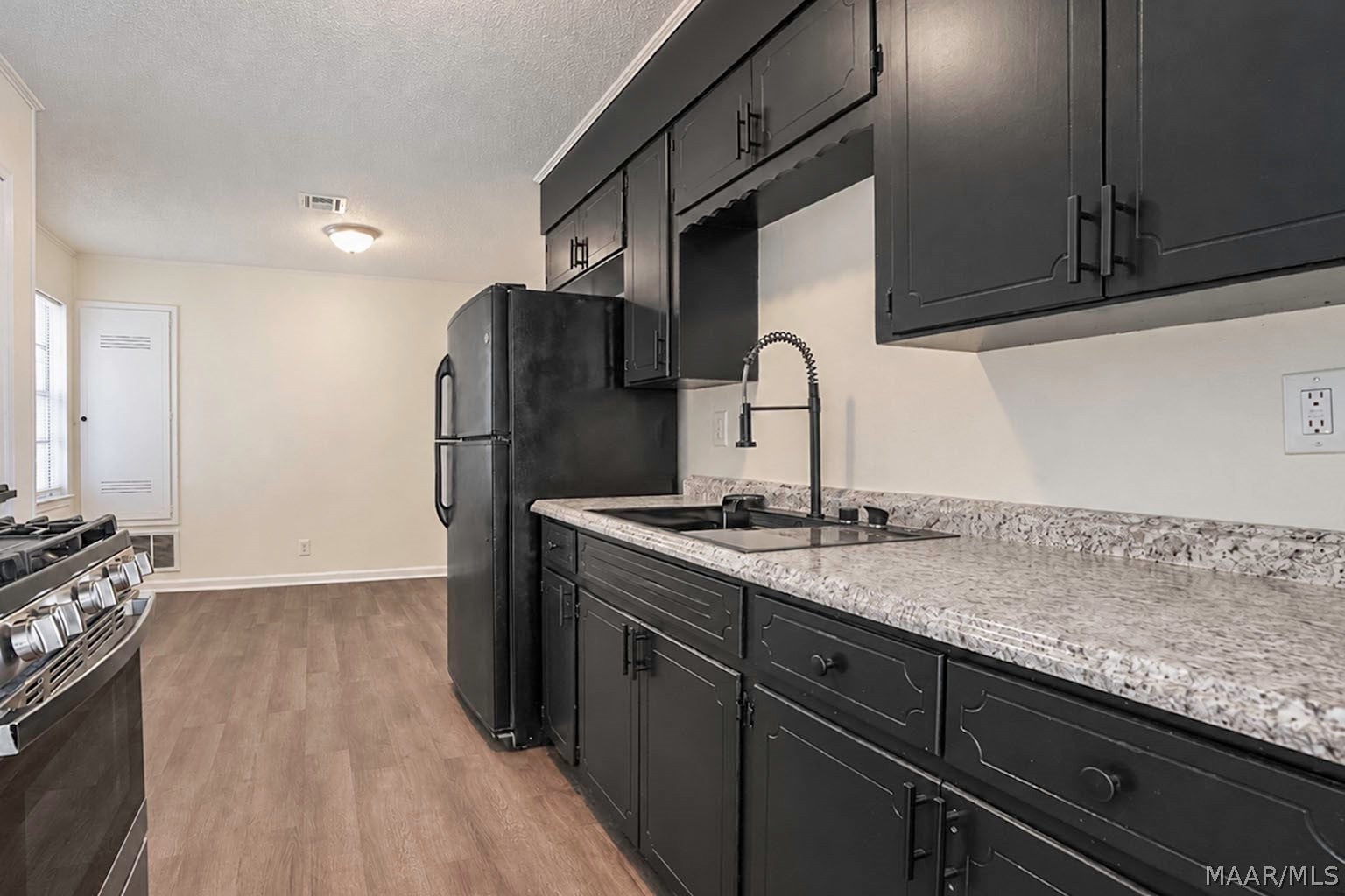 3238 Elsberry Road Montgomery, AL 36116 - Photo 5 of 38 Gallery Image 5