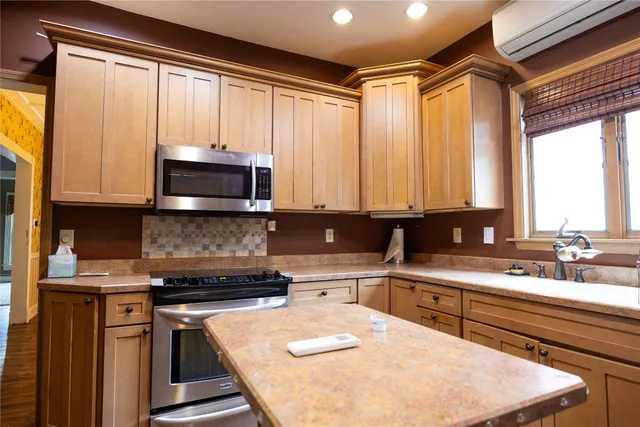 $175,000 | 452 Fulton Street, Waverly, NY 14892