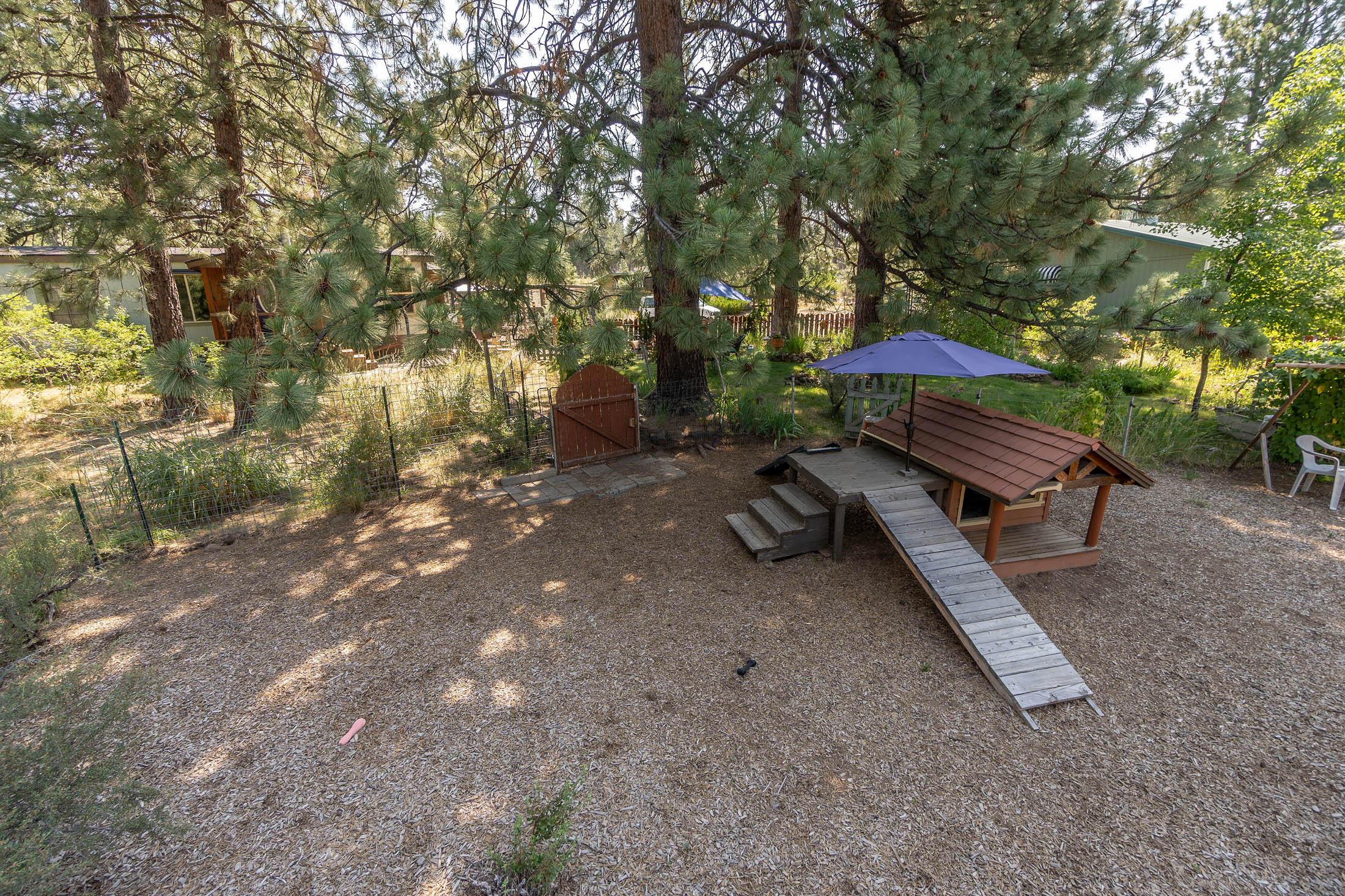 59860 Cheyenne Road Bend, OR 97702 - Photo 25 of 39 44