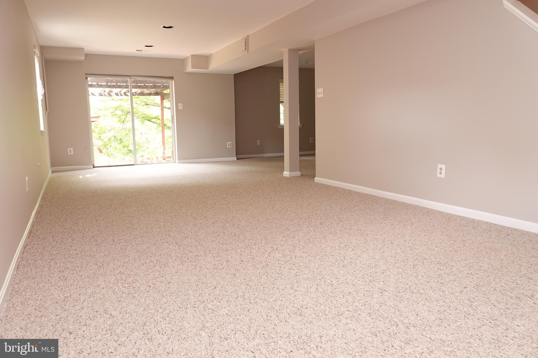 10295 Dunn Meadow Road Vienna, VA 22182 - Photo 16 of 37