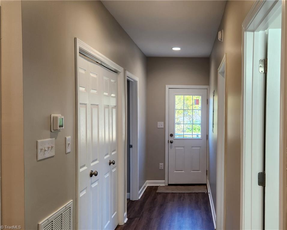 1211 Fieldcrest Road Eden, NC 27288 - Photo 11 of 26 Gallery Image 11