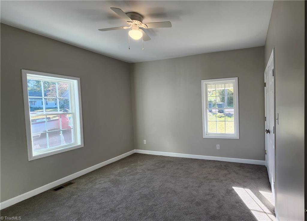 1211 Fieldcrest Road Eden, NC 27288 - Photo 20 of 26 Gallery Image 20