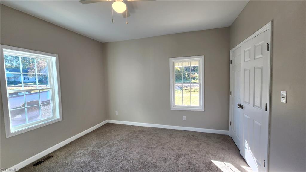 1211 Fieldcrest Road Eden, NC 27288 - Photo 7 of 26 Gallery Image 7