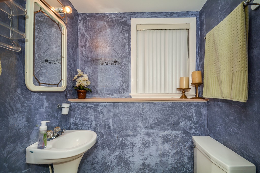 12 Burnley Road Norwood, MA 02062 - Photo 28 of 28 Gallery Image 28