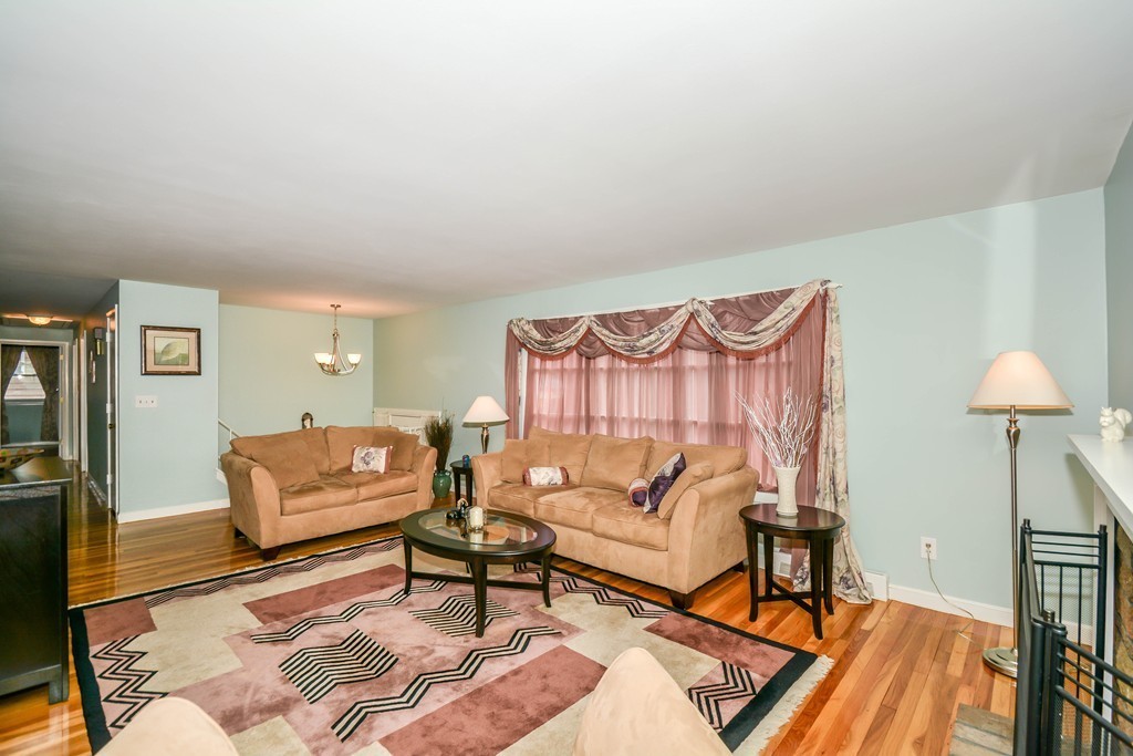 12 Burnley Road Norwood, MA 02062 - Photo 9 of 28 Gallery Image 9