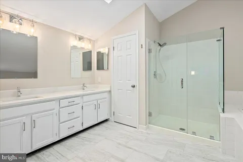 $1,100,000 | 1912 North Daniel Street, Arlington, VA 22201
