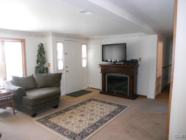 2146 Mountain Road Slatington, PA 18080 - Photo 2 of 14