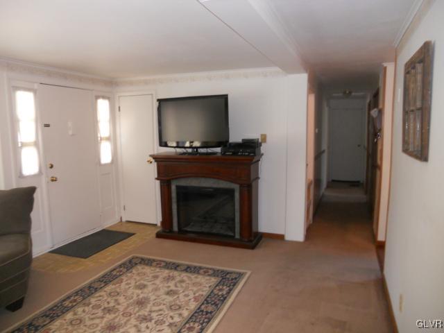2146 Mountain Road Slatington, PA 18080 - Photo 4 of 14
