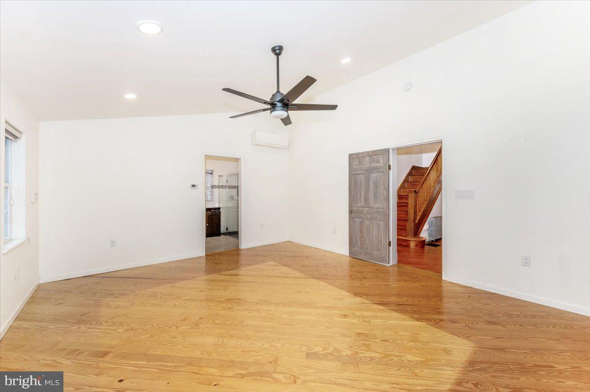 11646 Creagerstown Road Woodsboro, MD 21798 - Photo 18 of 62 Main Level Primary Suite