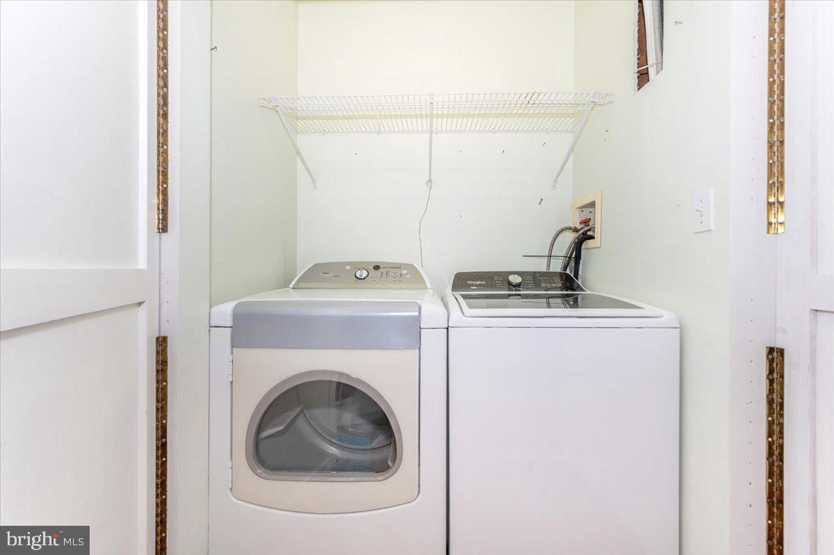 11646 Creagerstown Road Woodsboro, MD 21798 - Photo 23 of 62 Main level washer and dryer