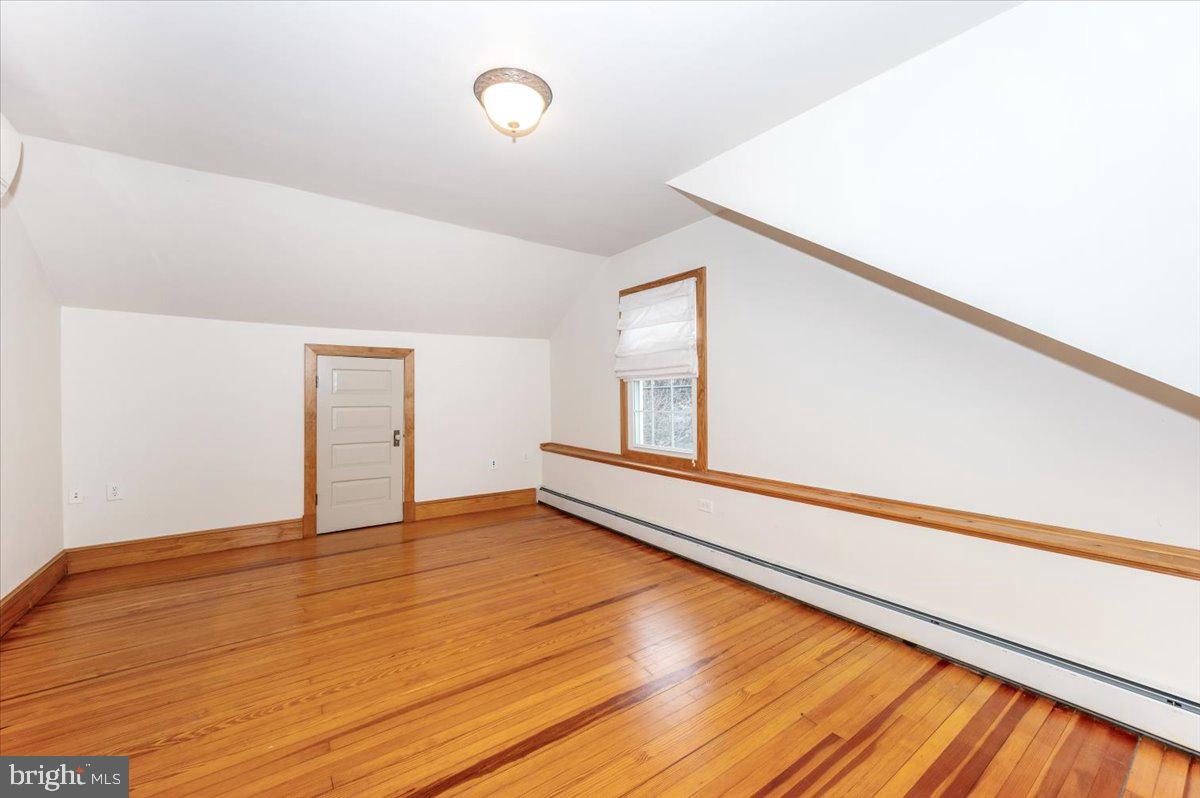 11646 Creagerstown Road Woodsboro, MD 21798 - Photo 30 of 62 3rd Bedroom