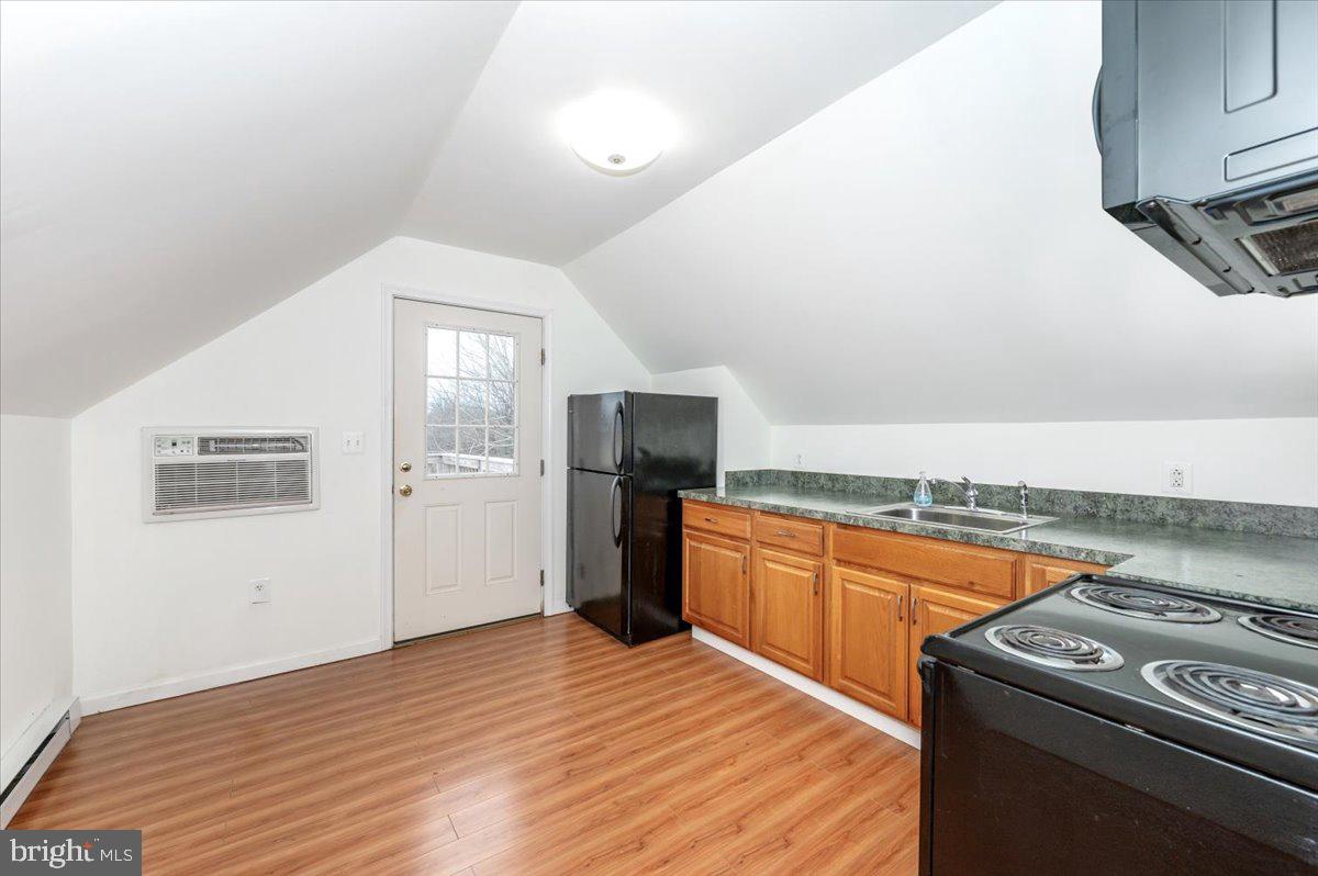 11646 Creagerstown Road Woodsboro, MD 21798 - Photo 37 of 62 Efficiency above detached garage