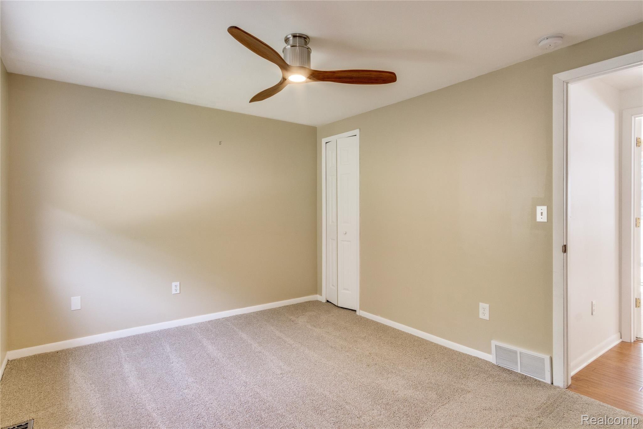 15495 Whitaker Road Linden, MI 48451 - Photo 12 of 40 Interiors (13 of 32).jpg