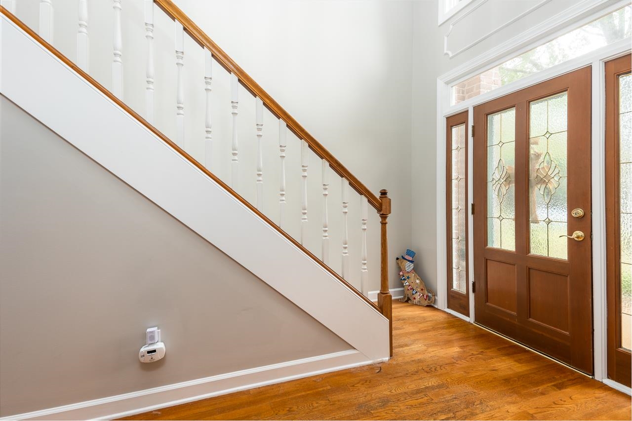 982 Handforth Cove Collierville, TN 38017 - Photo 3 of 25 a view of an entryway