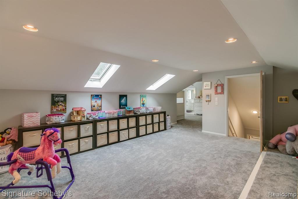 4840 Stoneleigh Road Bloomfield Hills, MI 48302 - Photo 31 of 41