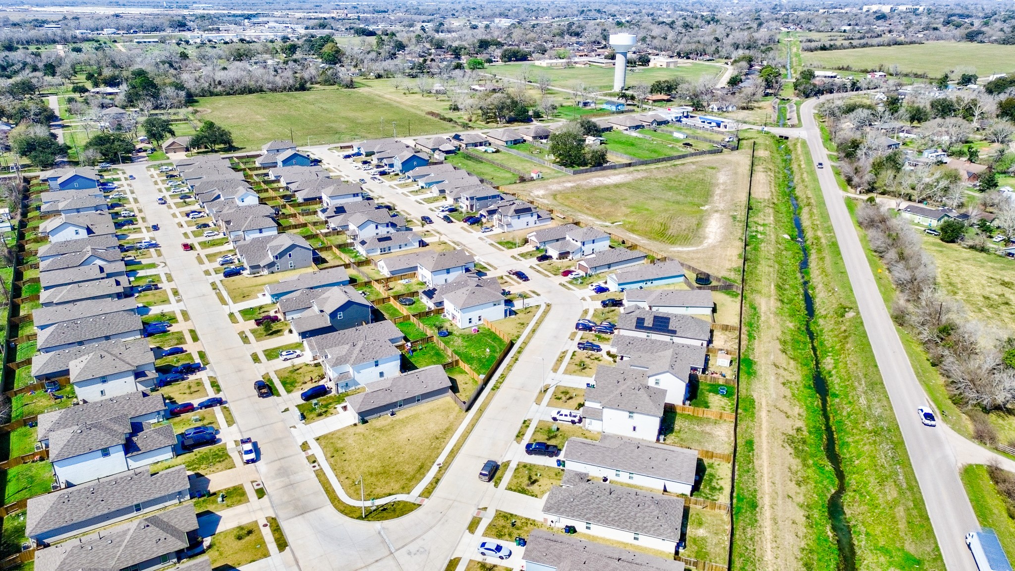 205 Laura Leigh Lane Angleton, TX 77515 - Photo 27 of 29