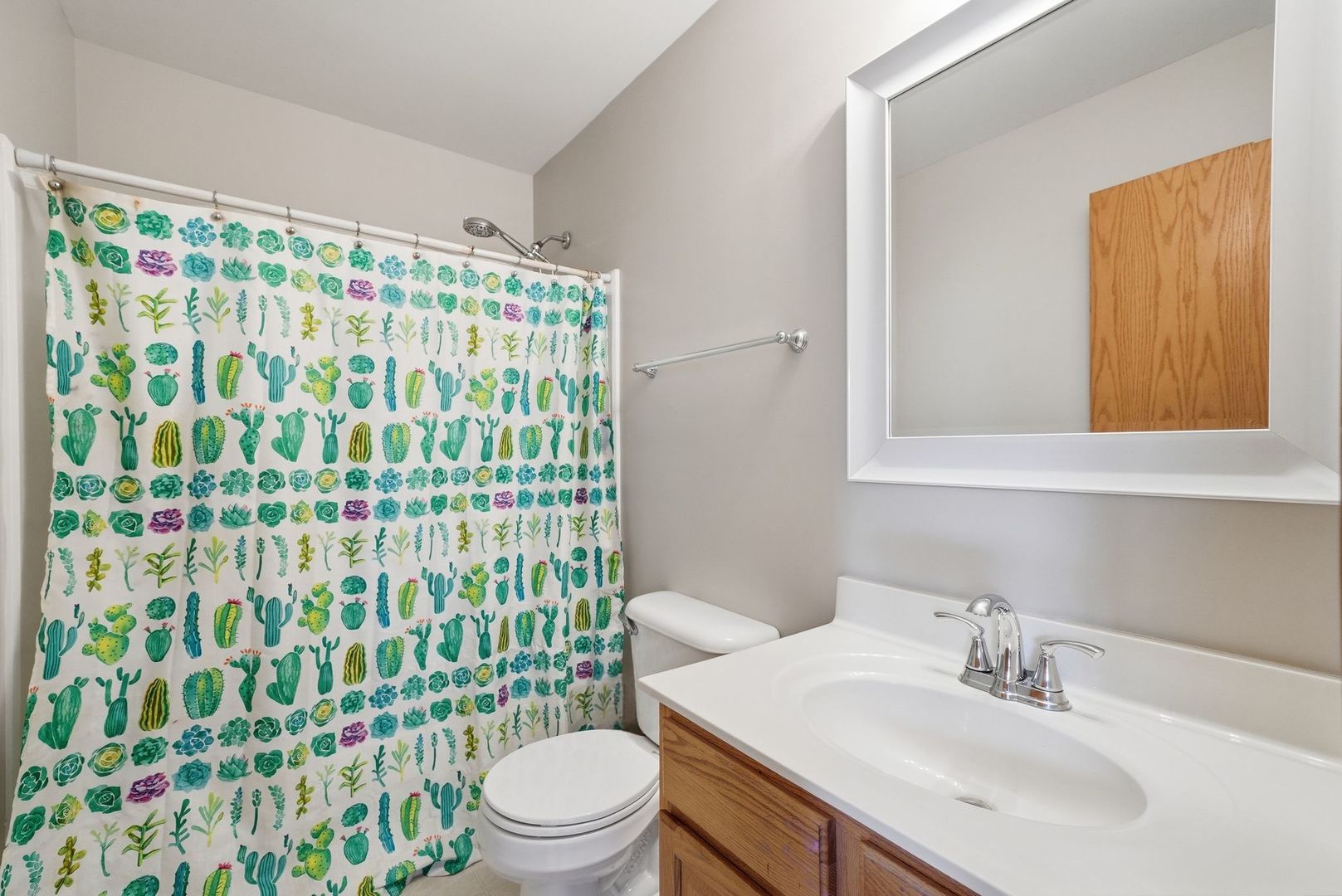 25216 Spring Street Manhattan, IL 60442 - Photo 14 of 28 a bathroom with a sink toilet and shower