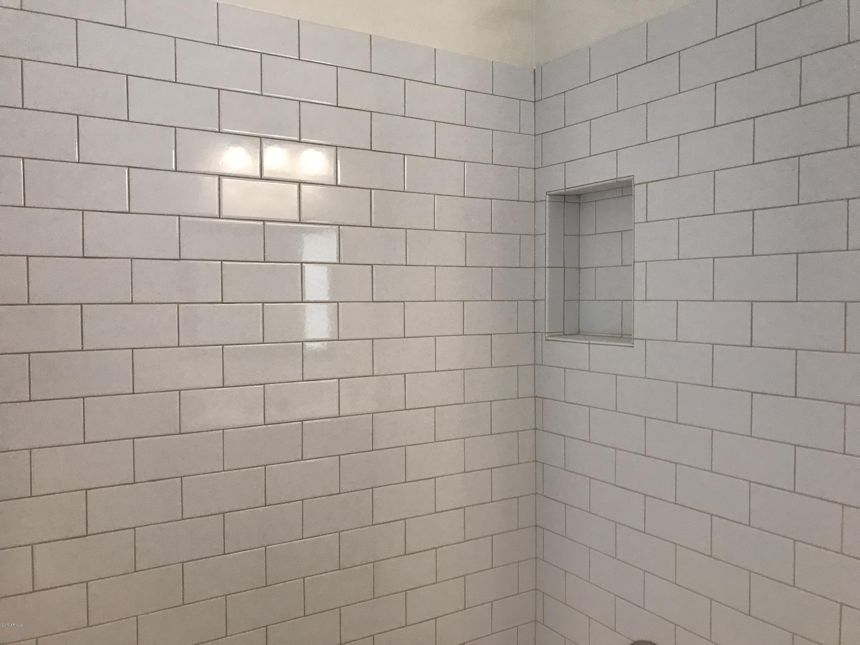 1244 East Marco Polo Road Phoenix, AZ 85024 - Photo 13 of 20 Hall Bath