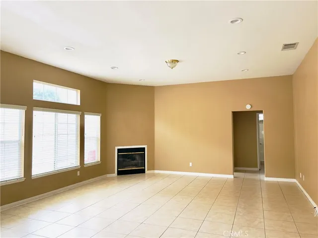 a view of livingroom with kitchen