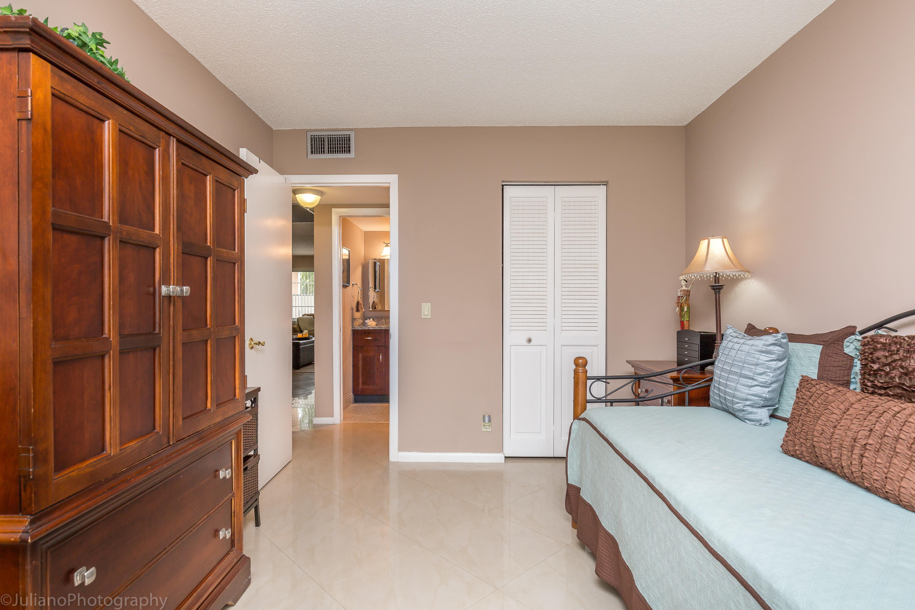 2031 Newcastle, Unit B Boca Raton, FL 33434 - Photo 18 of 43 2ND BEDROOM