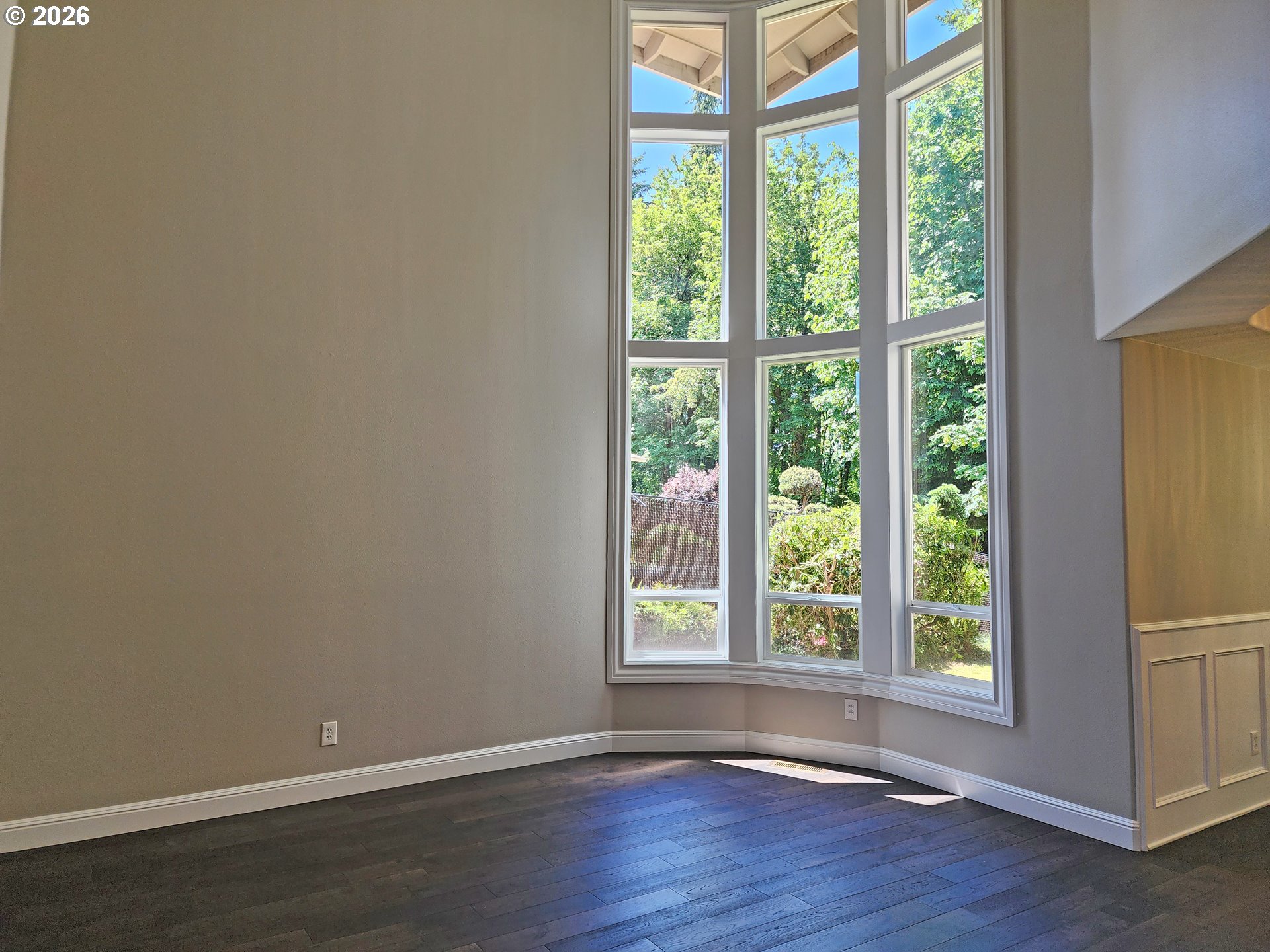 11376 Southeast Highland Loop Clackamas, OR 97015 - Photo 4 of 38