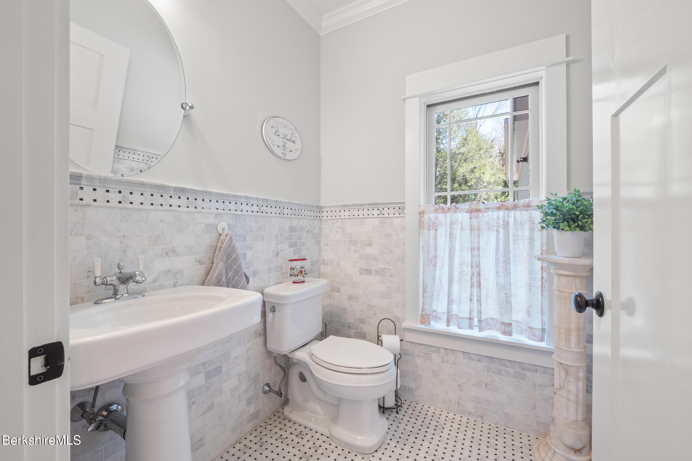 7 Perry Road Sandisfield, MA 01255 - Photo 33 of 53 45