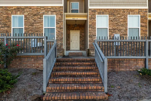 $249,000 | 102 Briggs Avenue, Unit STE 4, North Augusta, SC 29841