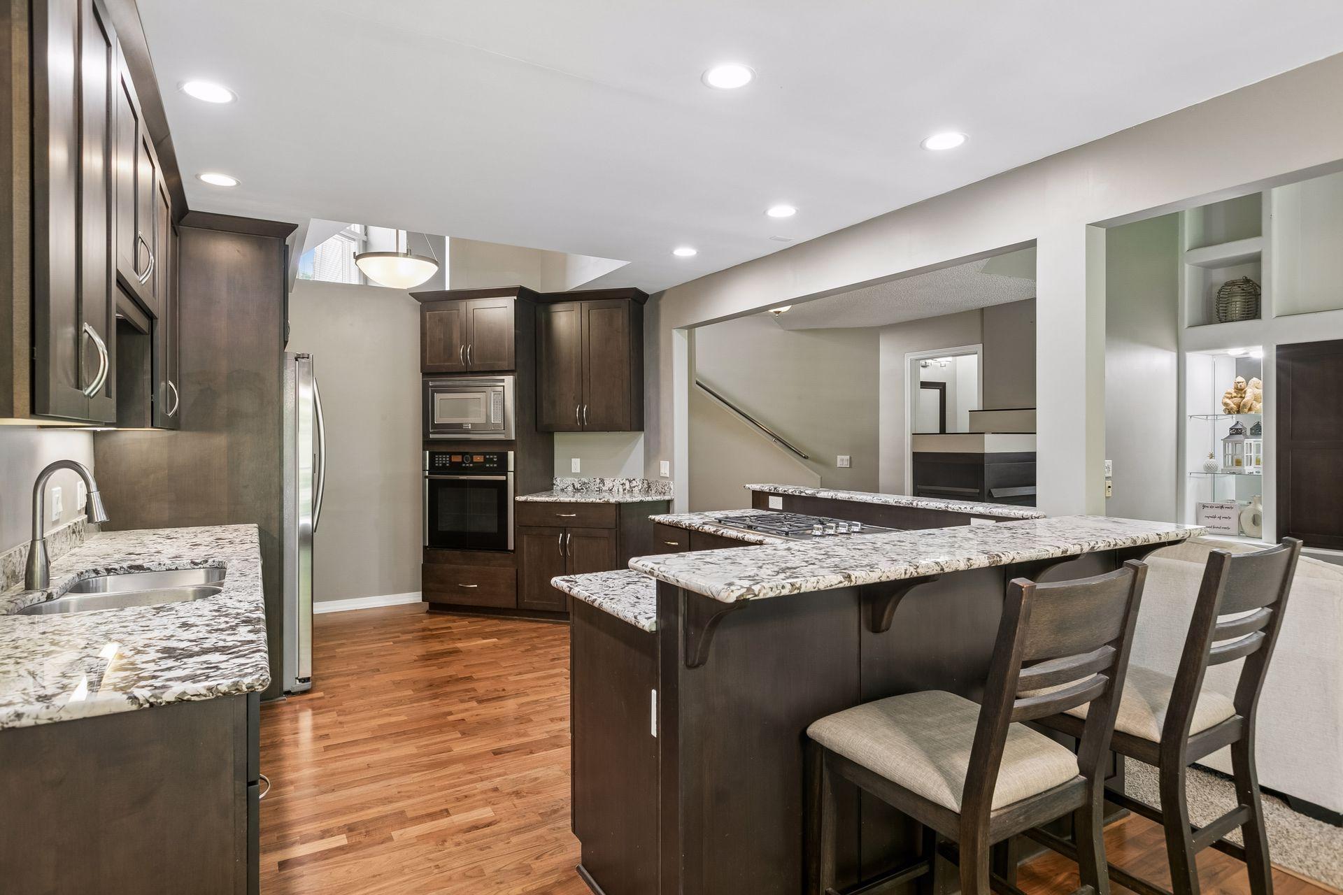 7442 Cahill Road Edina, MN 55439 - Photo 14 of 46