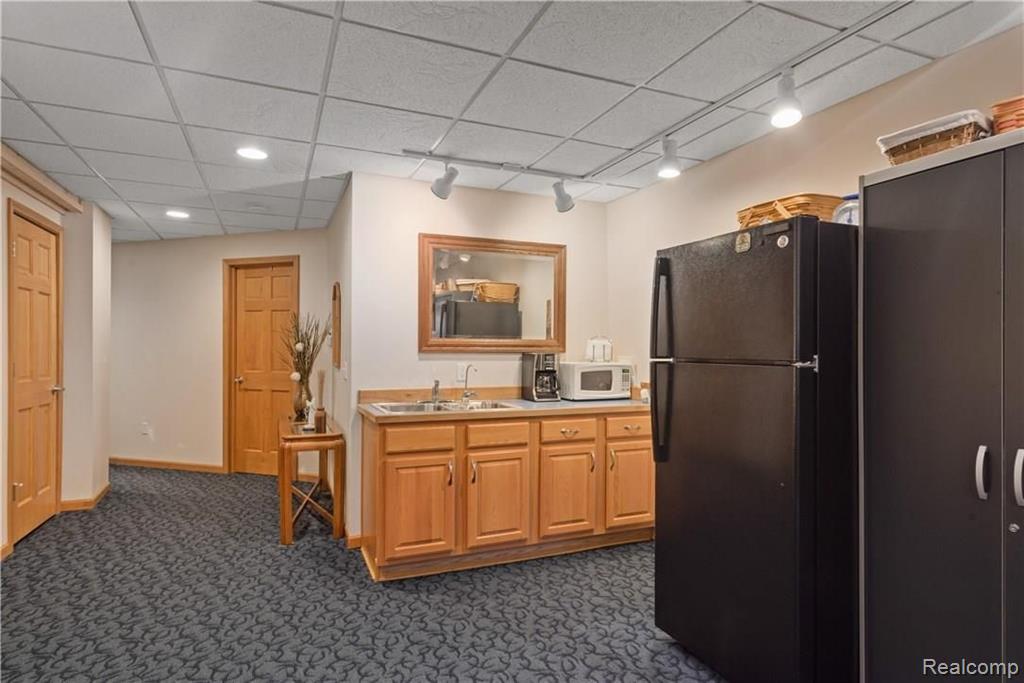 6355 North River Road Freeland, MI 48623 - Photo 29 of 51
