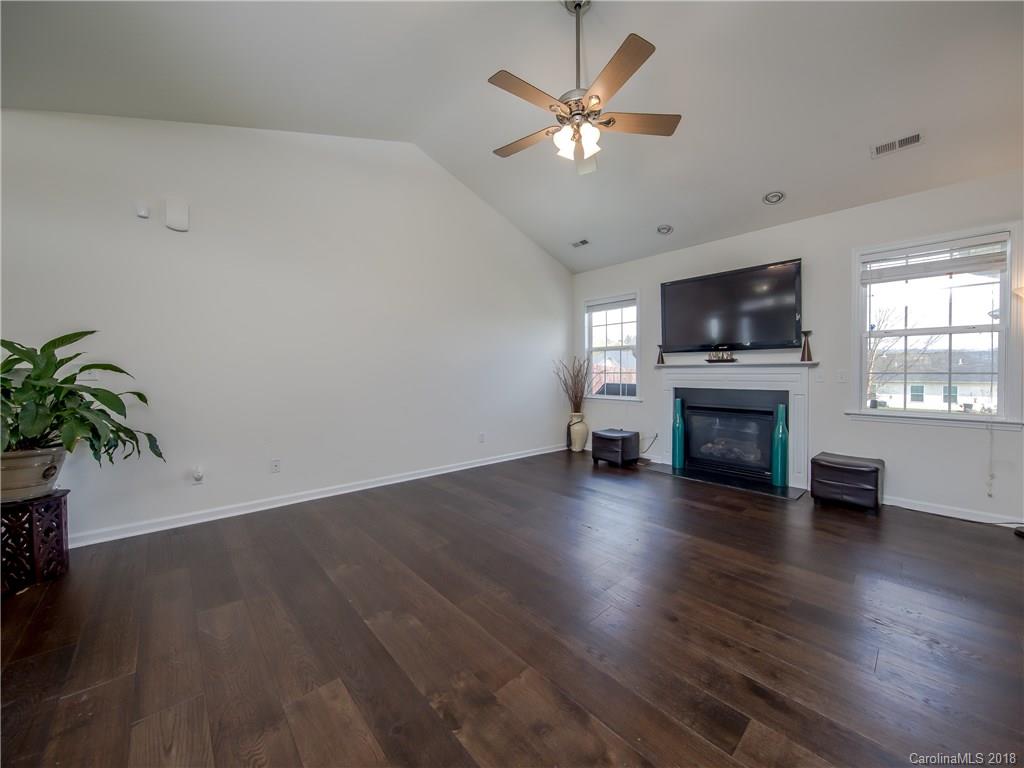 265 Yadkin Road Fletcher, NC 28732 - Photo 5 of 20