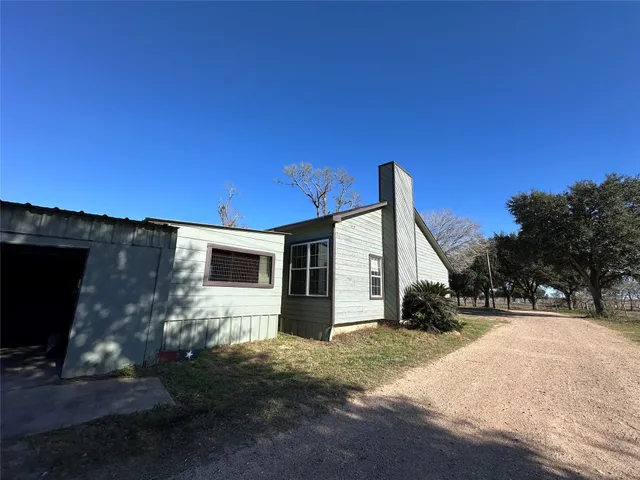 $2,500 | 25417 Highway 6, Hempstead, TX 77445