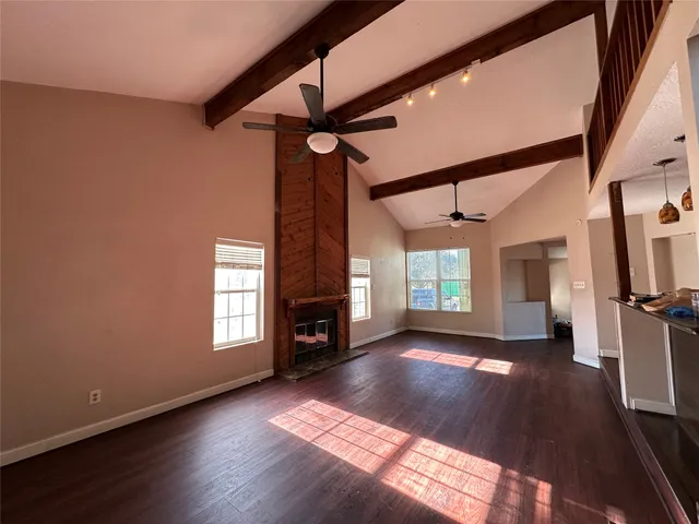 $2,500 | 25417 Highway 6, Hempstead, TX 77445