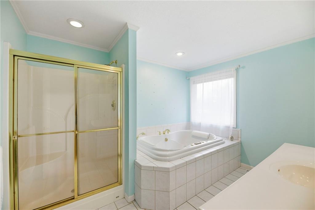 1758 Labette Road Ottawa, KS 66067 - Photo 23 of 36