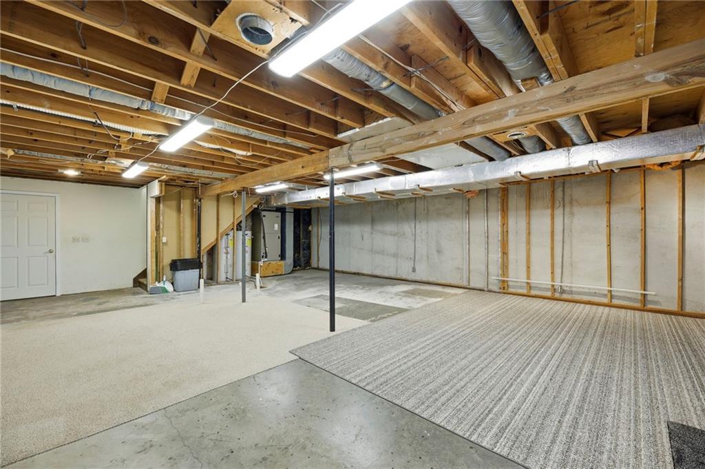 1758 Labette Road Ottawa, KS 66067 - Photo 33 of 36