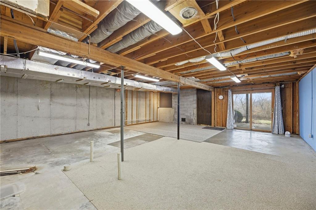 1758 Labette Road Ottawa, KS 66067 - Photo 34 of 36