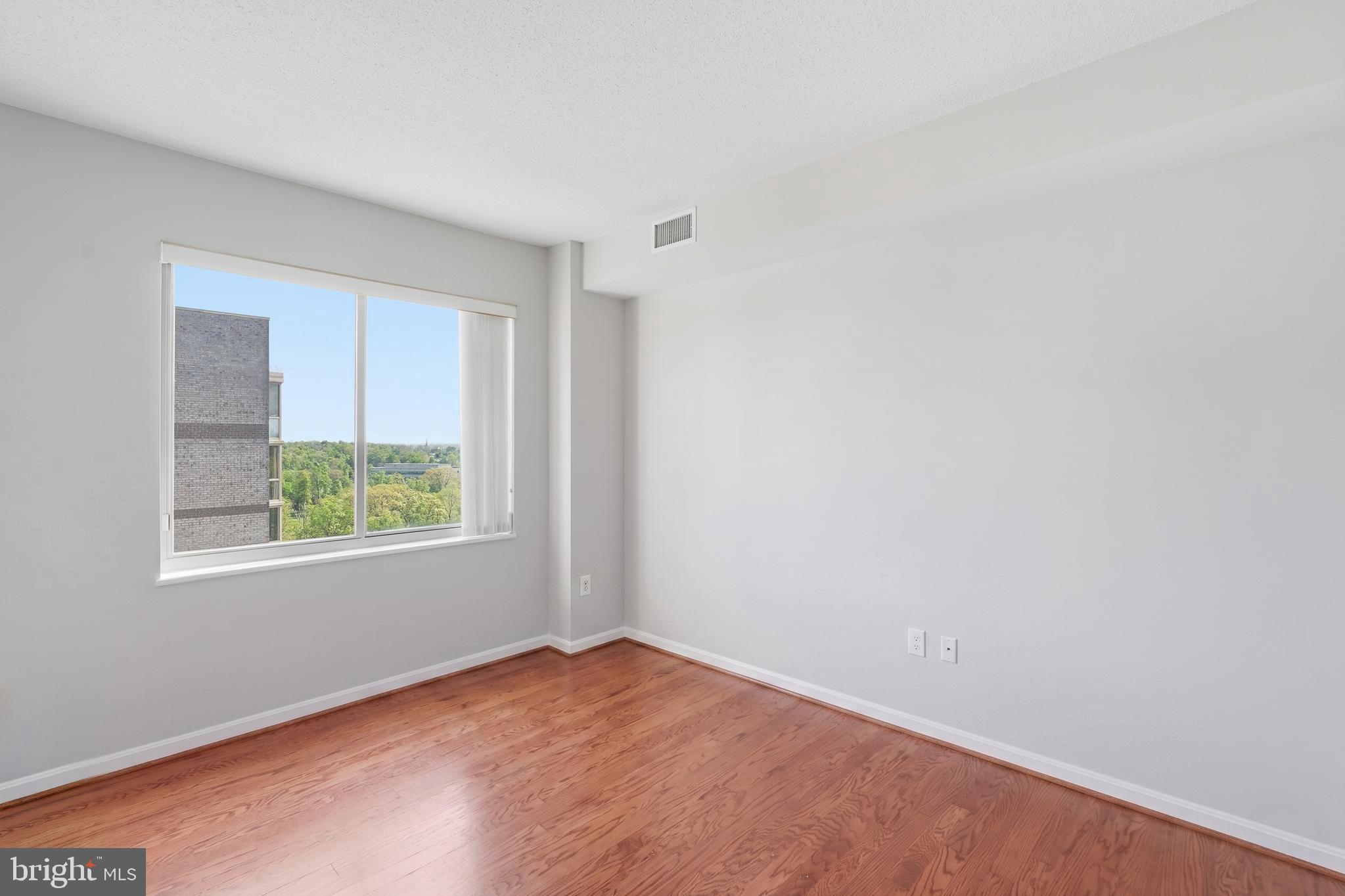 19365 Cypress Ridge Terrace, Unit 907 Leesburg, VA 20176 - Photo 33 of 77