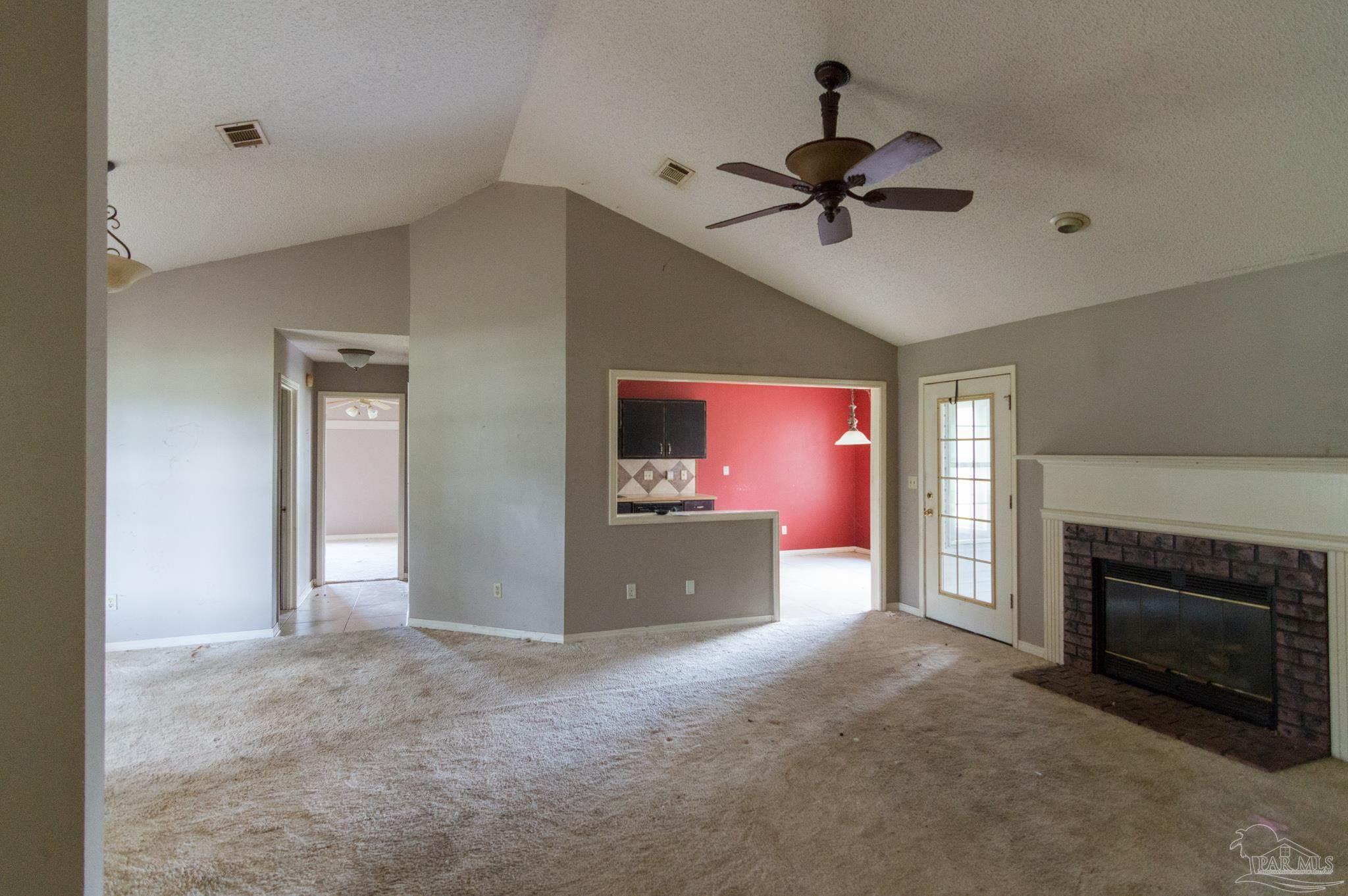 5724 Pebble Ridge Drive Milton, FL 32583 - Photo 4 of 8