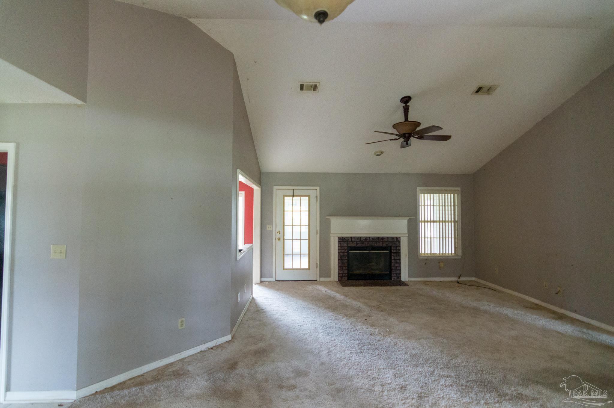 5724 Pebble Ridge Drive Milton, FL 32583 - Photo 5 of 8