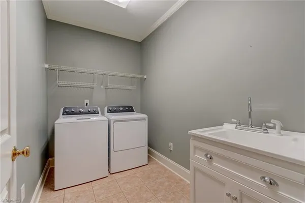 $549,900 | 1787 Deer Run Court, Oak Ridge, NC 27310