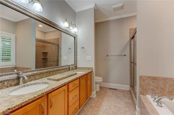 $549,900 | 1787 Deer Run Court, Oak Ridge, NC 27310