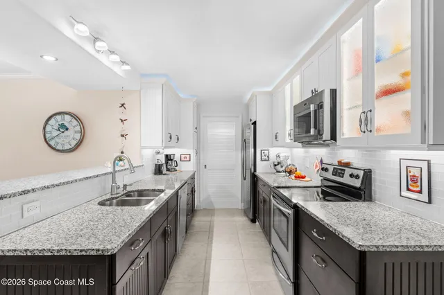 $599,000 | 877 N Highway, Unit 702, Indialantic, FL 32903